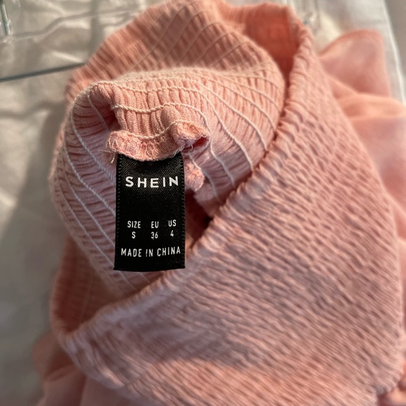 3 shein skirts, size small for all 3! - Picture 3 of 6